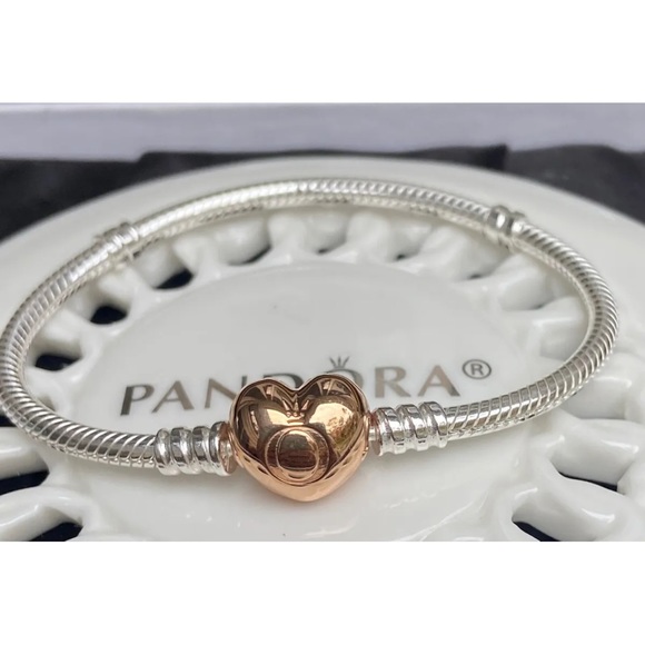 NWT Authentic Pandora MOMENTS Heart Clasp Snake Chain Bracelet#580719-19 - Picture 1 of 4